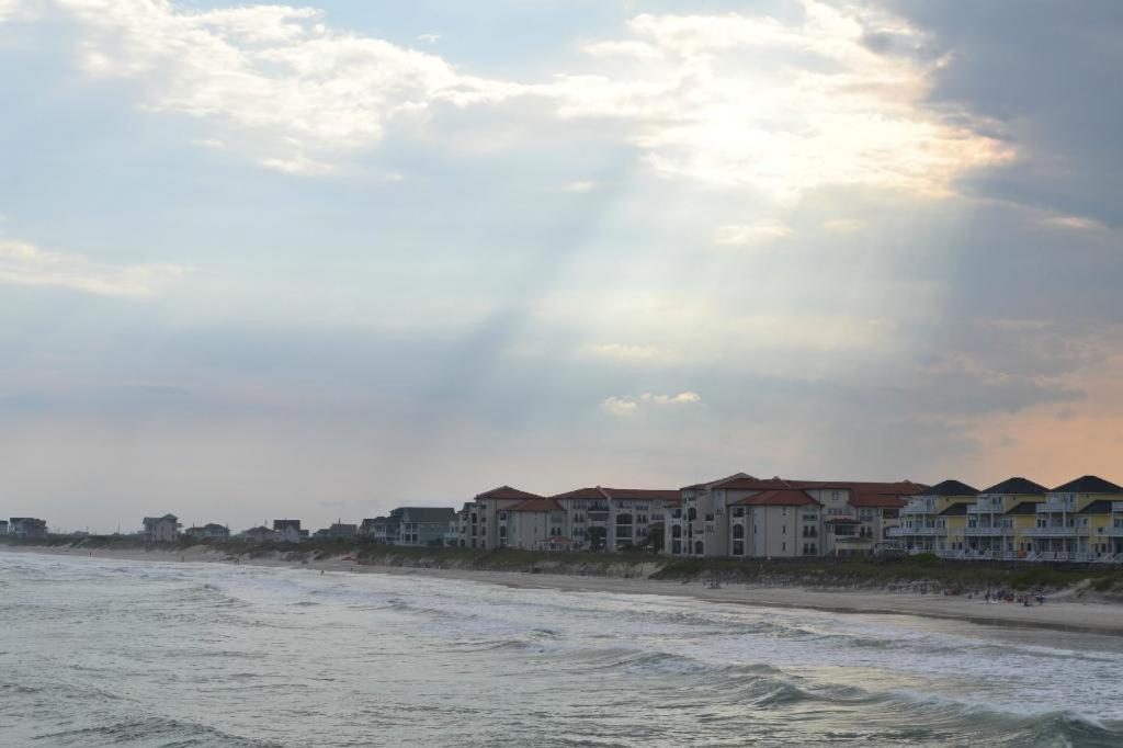 Luxury 2Br Ocean View Condo - Villa Capriani Resort - Sleeps Up To 10 North Topsail Beach Buitenkant foto